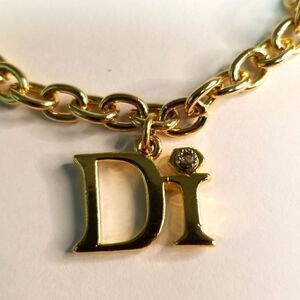 Diamonds International Gold Tone Bracelet & SURPRISE 2 Charms NEW